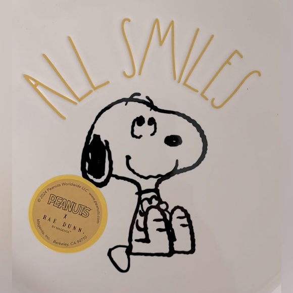 Rae Dunn X Peanuts Snoopy All Smiles Breakfast / Dessert / Salad Plate - Picture 2 of 5